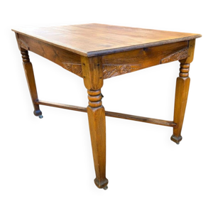 Table vintage en bois - roulettes