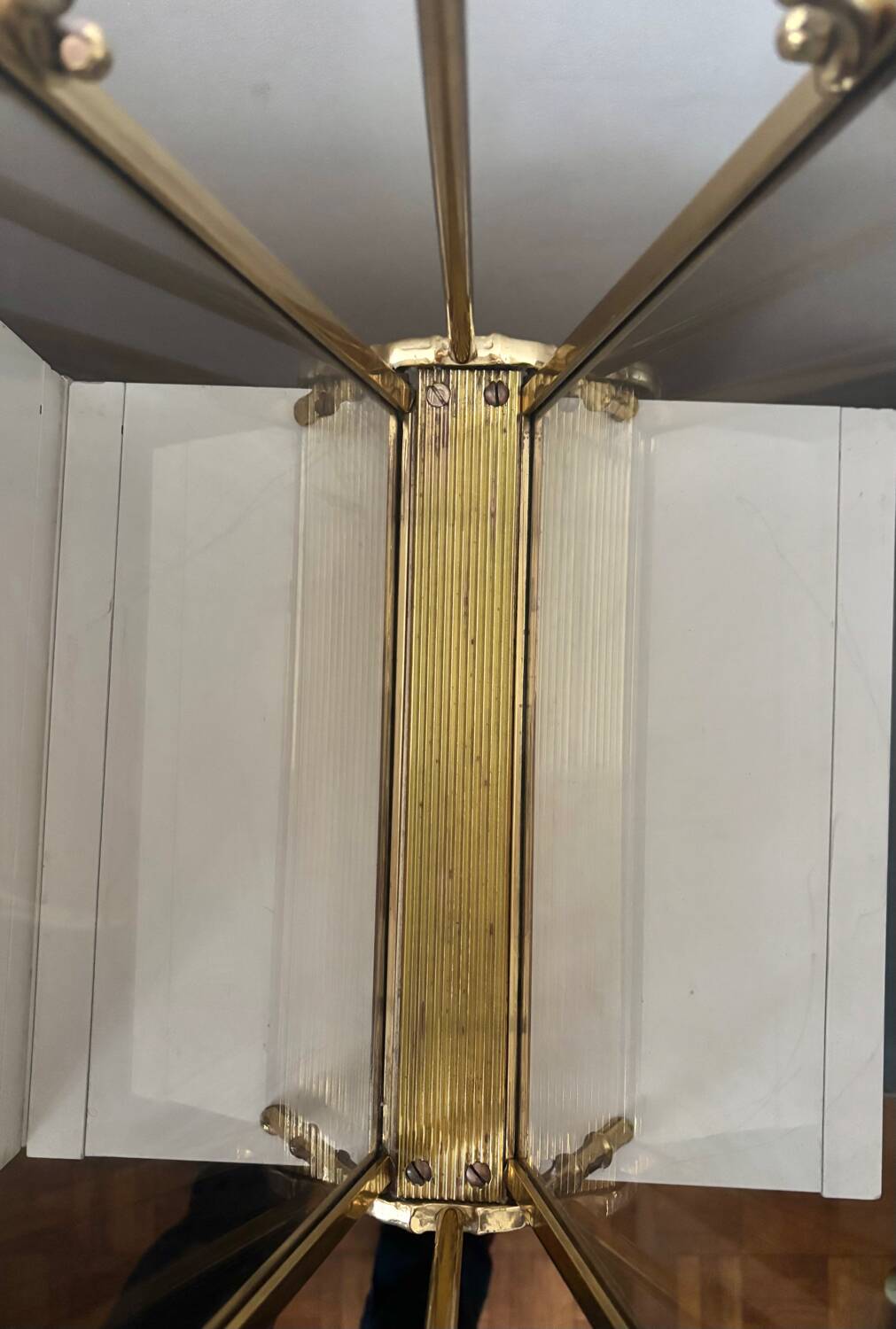 Gold-plated brass magazine rack Maison Baguès