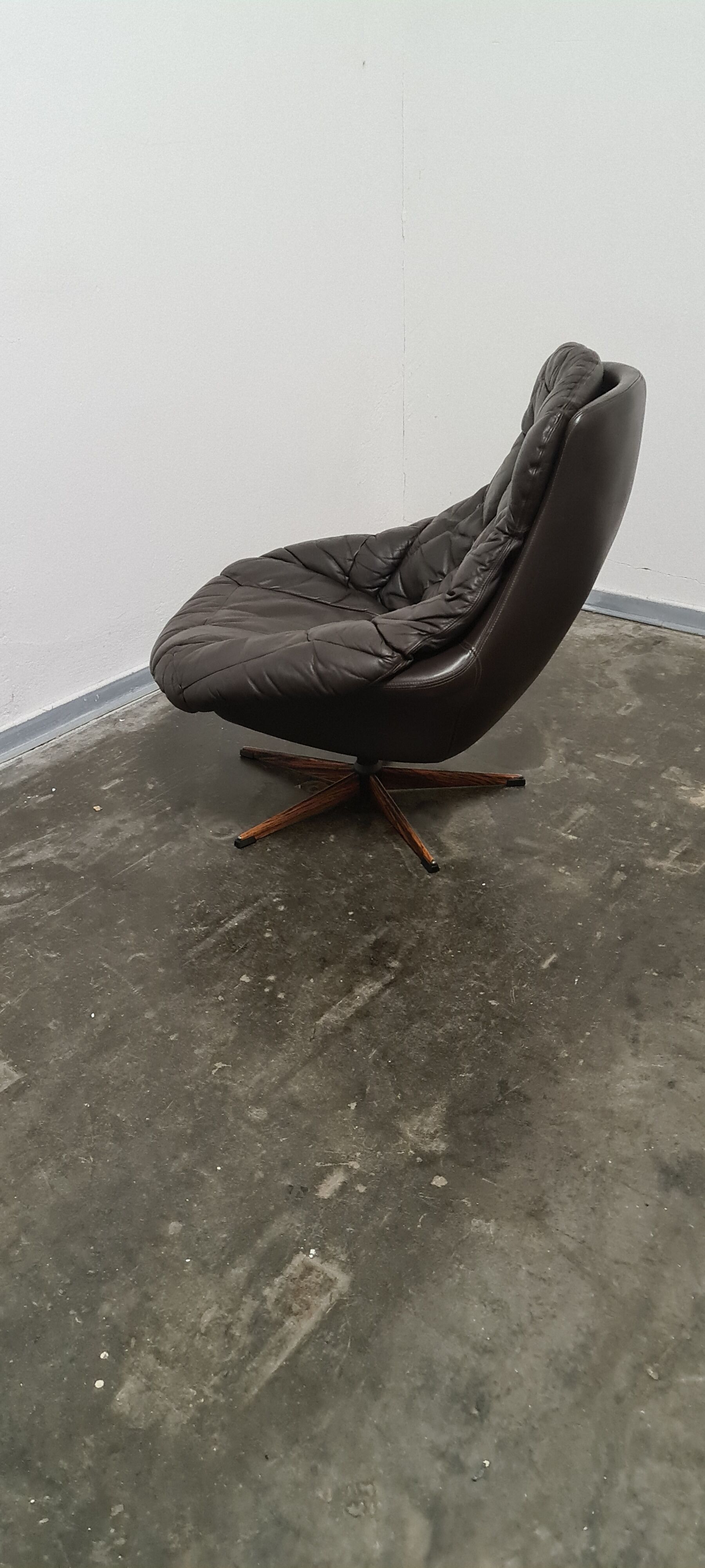 Vintage Danish design arm chair by Bramin