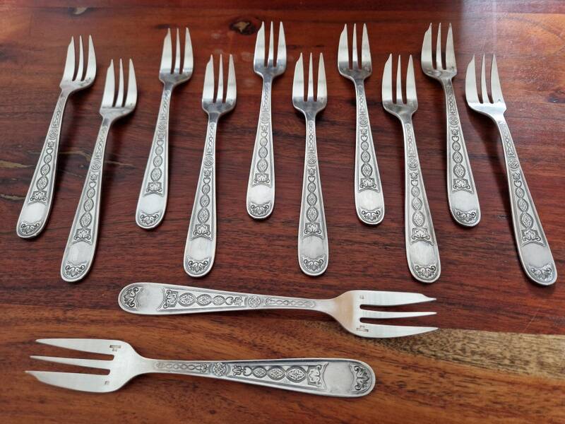 Christofle - Set of 12 Villeroy model silver-plated cake forks