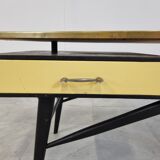 Mid century modern coffee table - 1950s