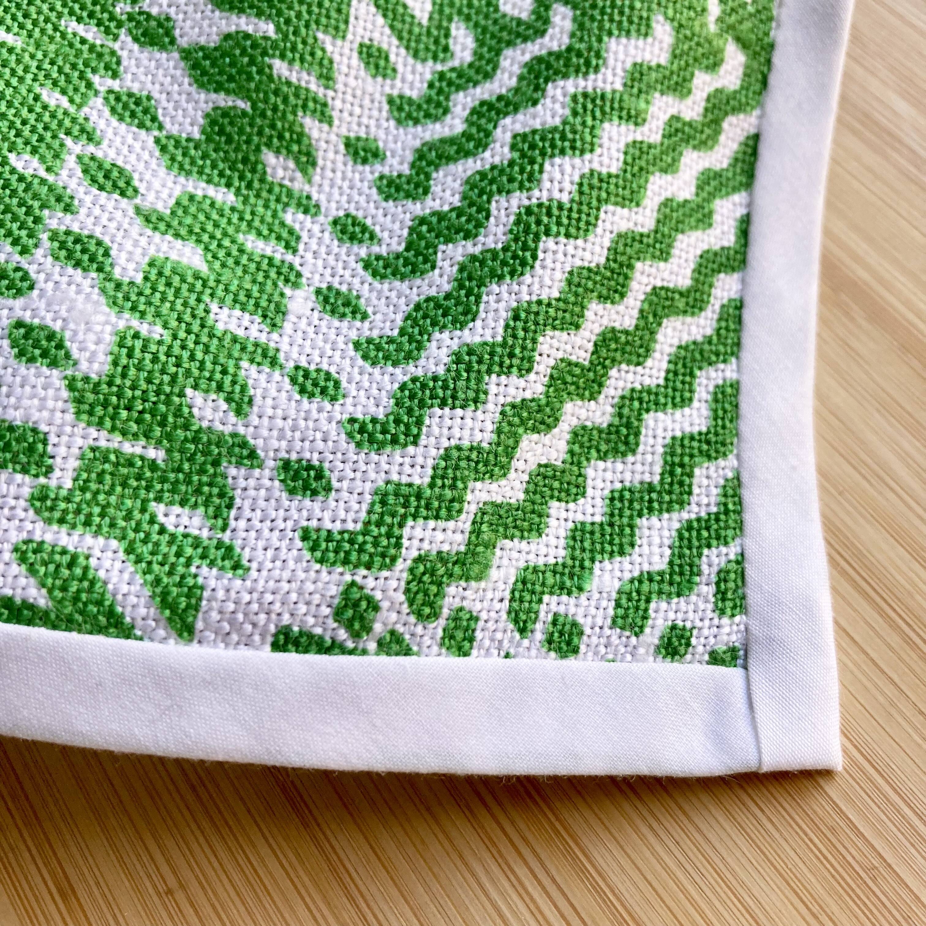 Vintage Apéro / Tea Tablecloth