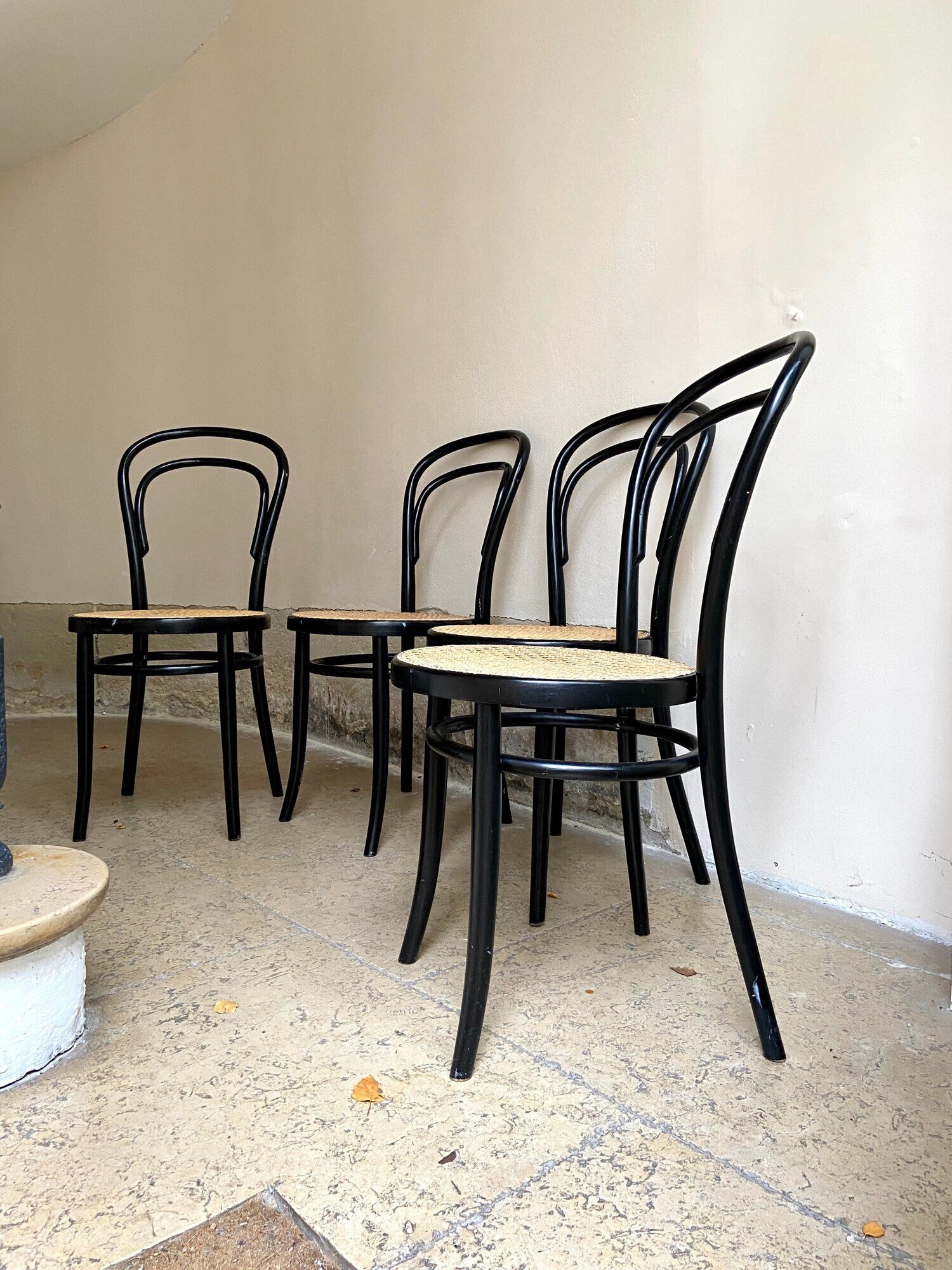 Set of 4 bistro chairs in black arched beech and canning