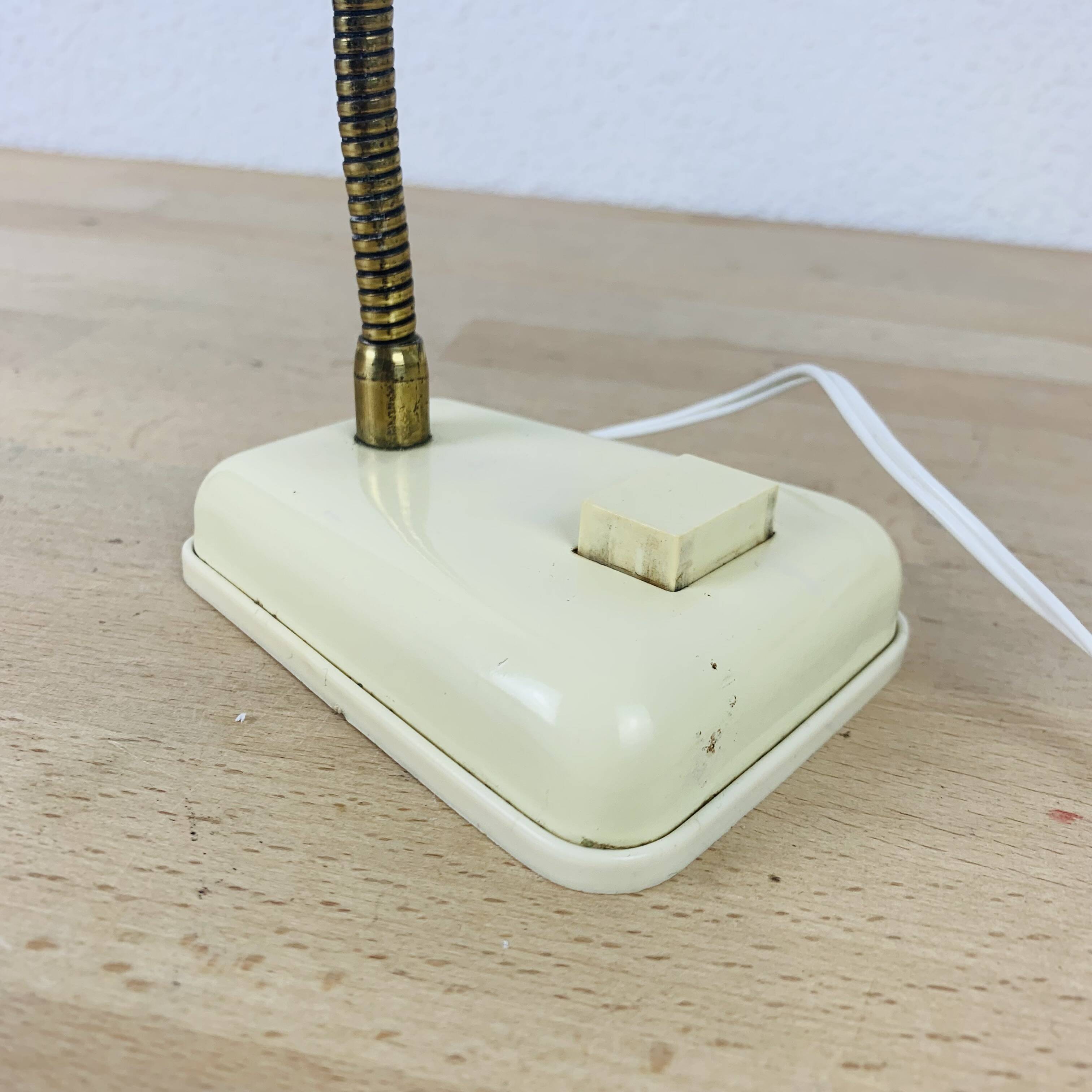 Lampe cocotte années 50 métal