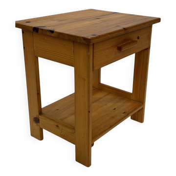 Table de chevet vintage en pin au design compact des années 70