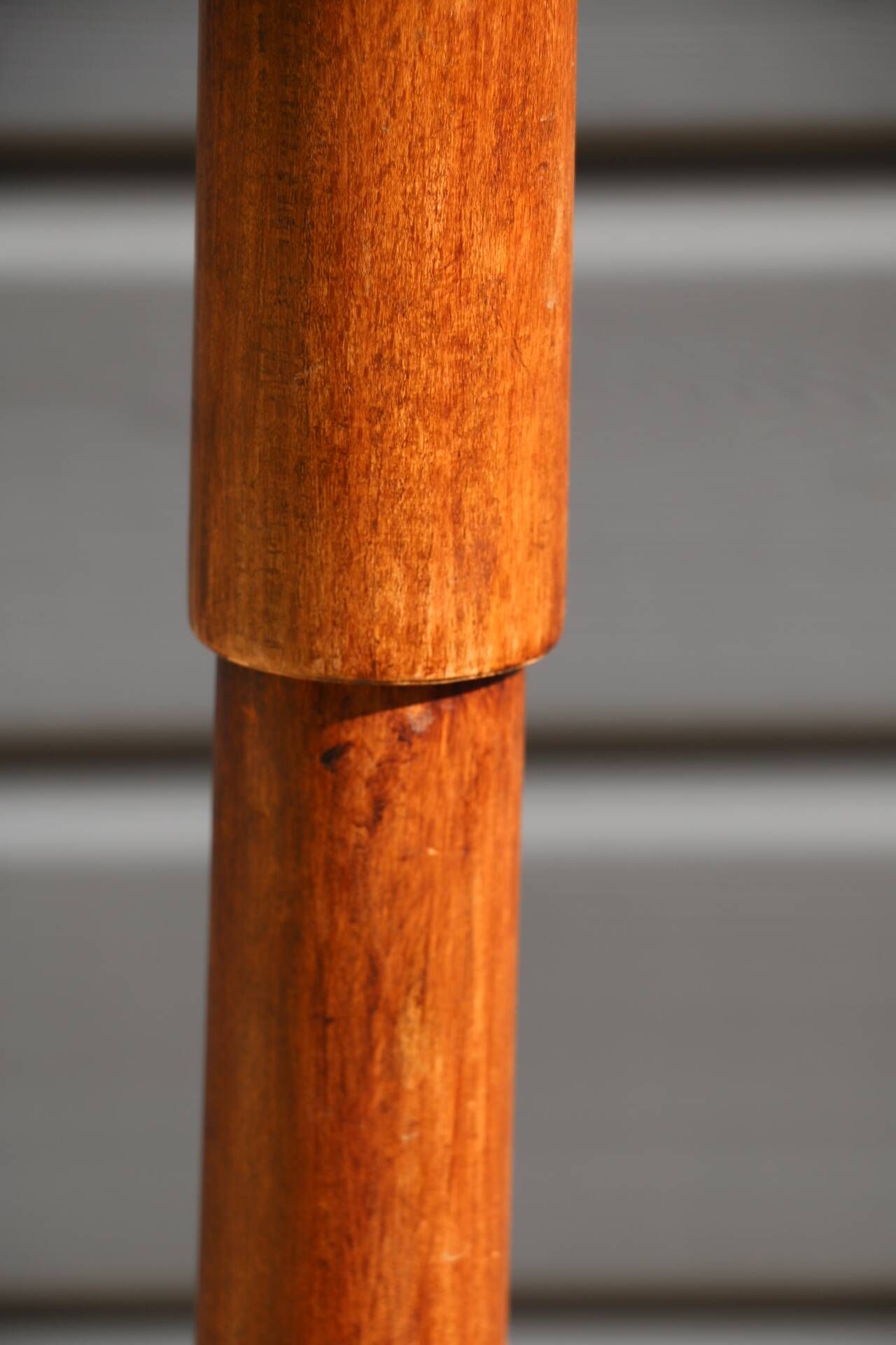 Dark baumann parrot coat rack (a6)
