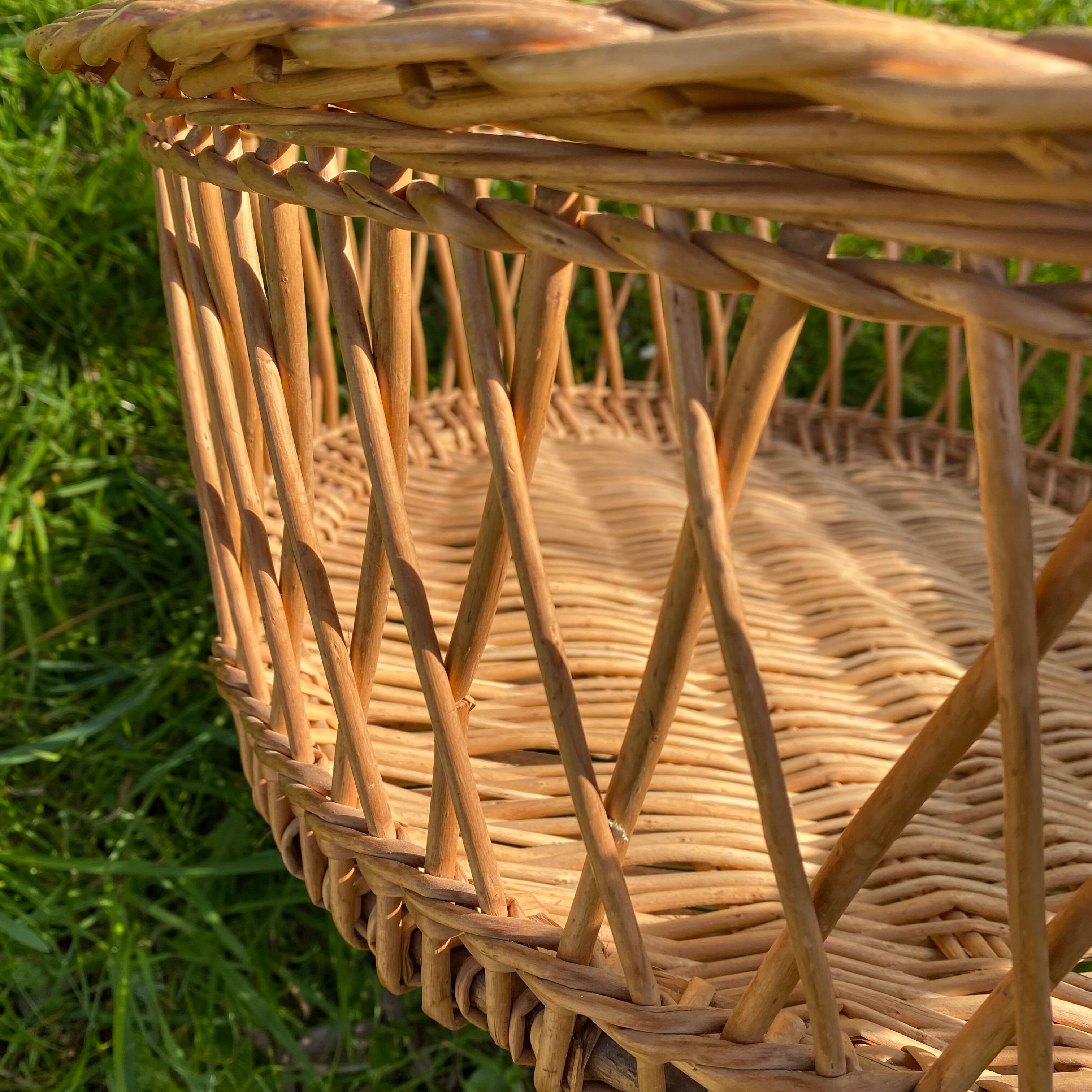 Woven wicker basket