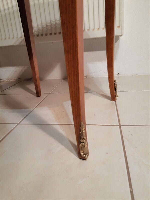 Louis XVI-style side coffee table