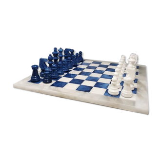 1970s elegant blue and white chess set in volterra alabaster handmade. made in italy