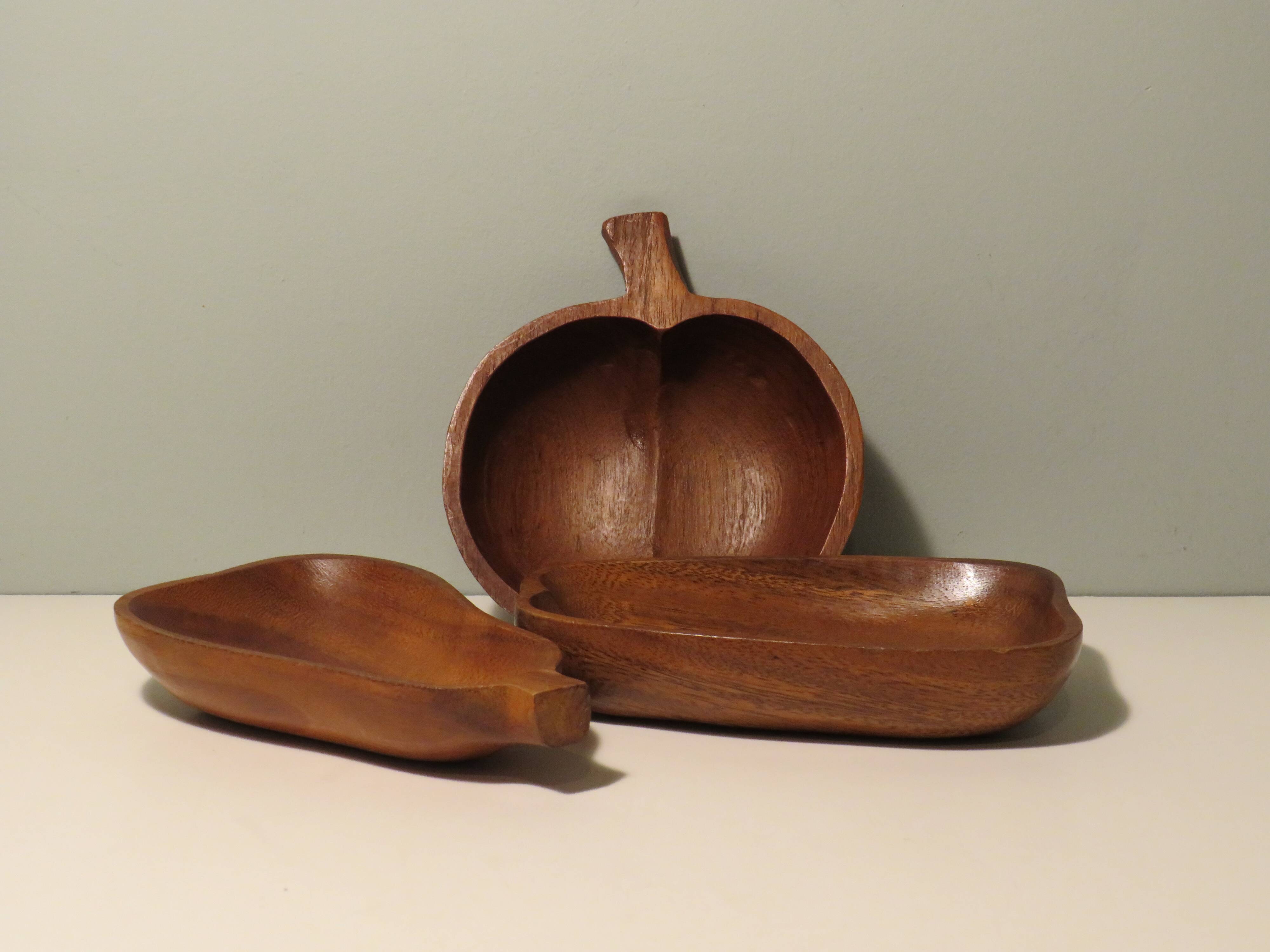 Set of 3 teak bowls from the 1970s