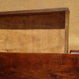 Commode ancienne en noyer massif