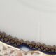Lot de 9 assiettes creuses en porcelaine de Limoges Haviland frise florale bleu nuit et or