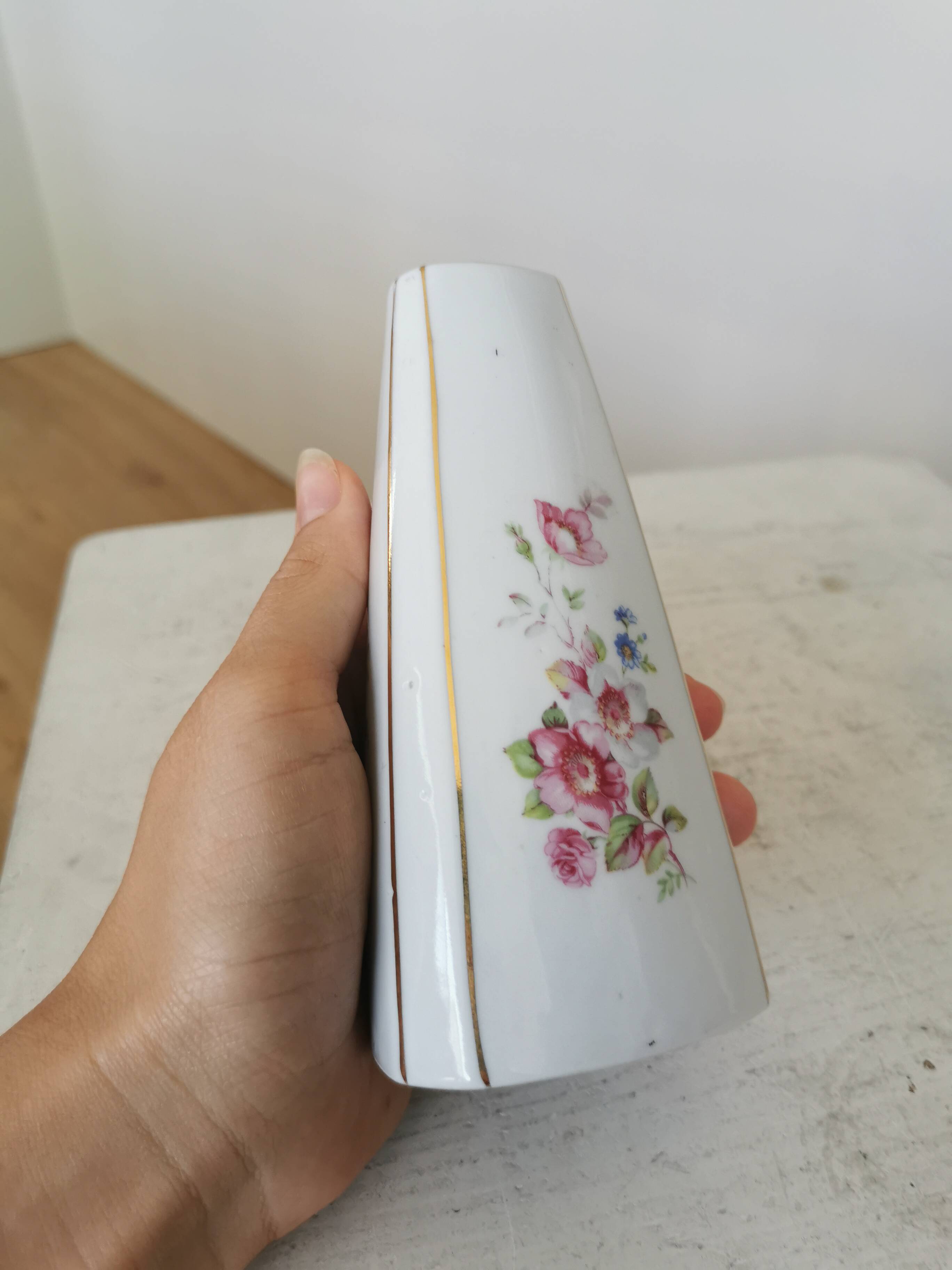 Vase vintage Jugoporcelan : porcelaine florale yougoslave des années 1970