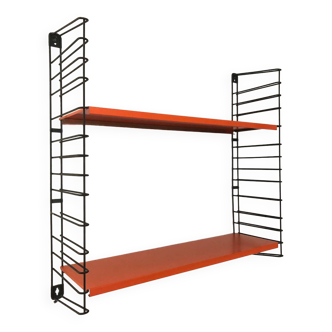 Tomado red shelf, 1970
