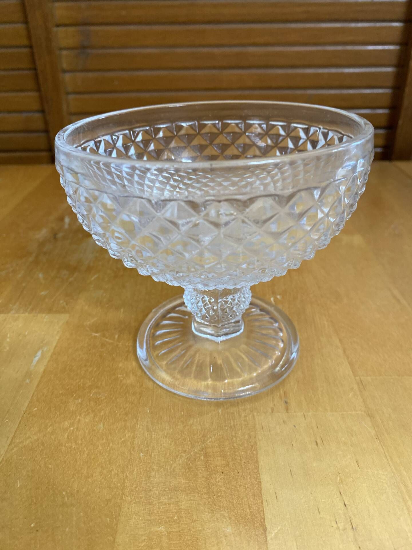 Set of 7 Glass Ice Cream Bowls Diamond Point France Vintage #E076