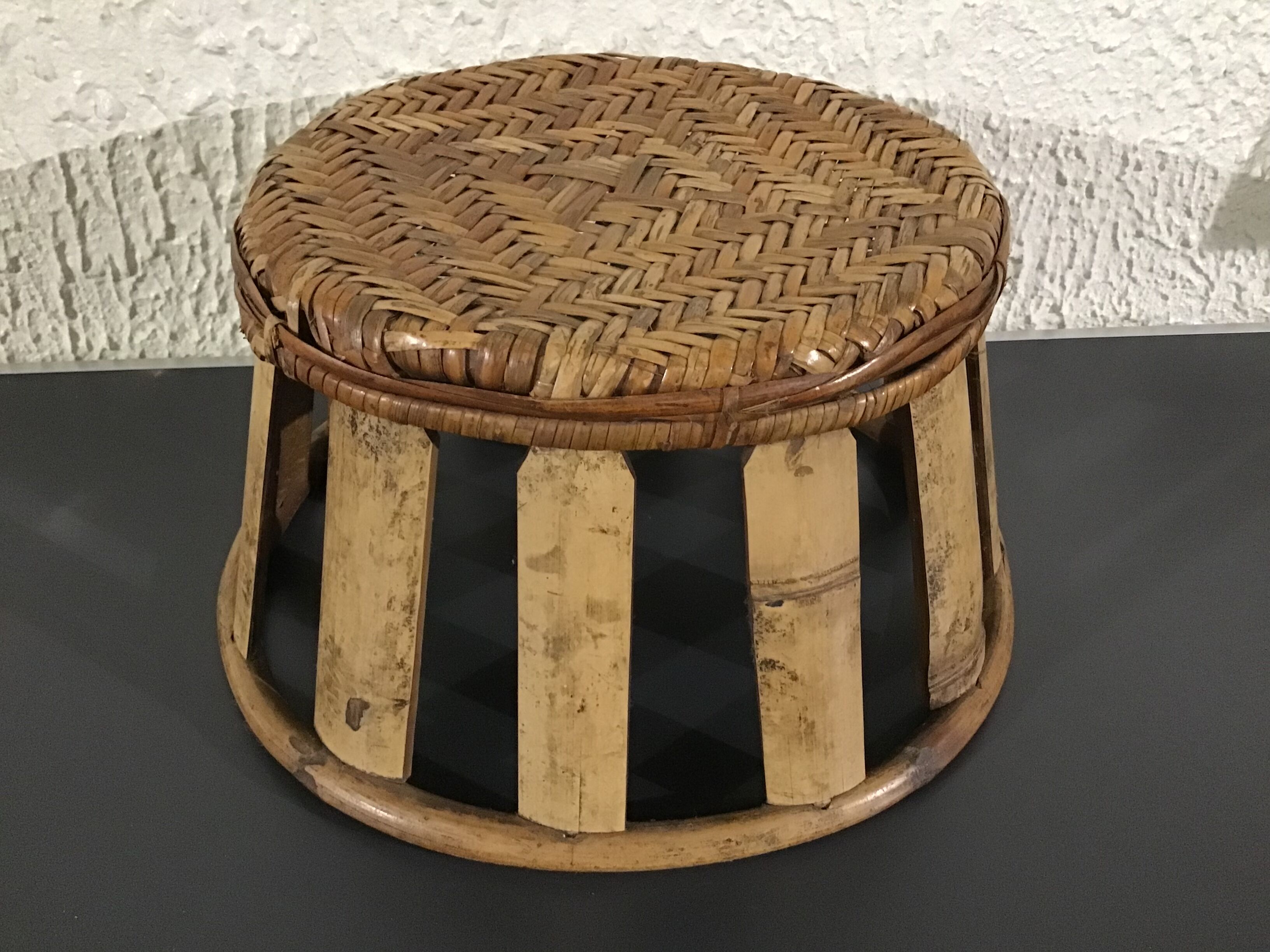 Tabouret bas indien