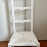 Chaise en bois paillée ancienne blanche