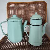 Cafetières émaillées vintage