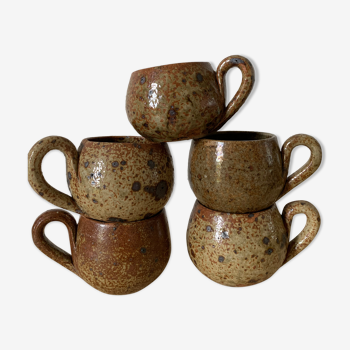 Sandstone cups