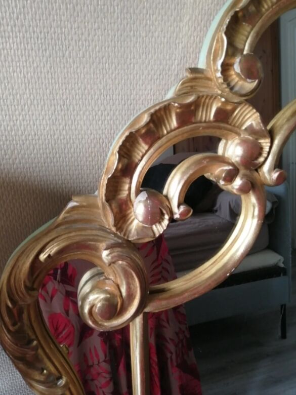 Large golden mirror 90x120cm