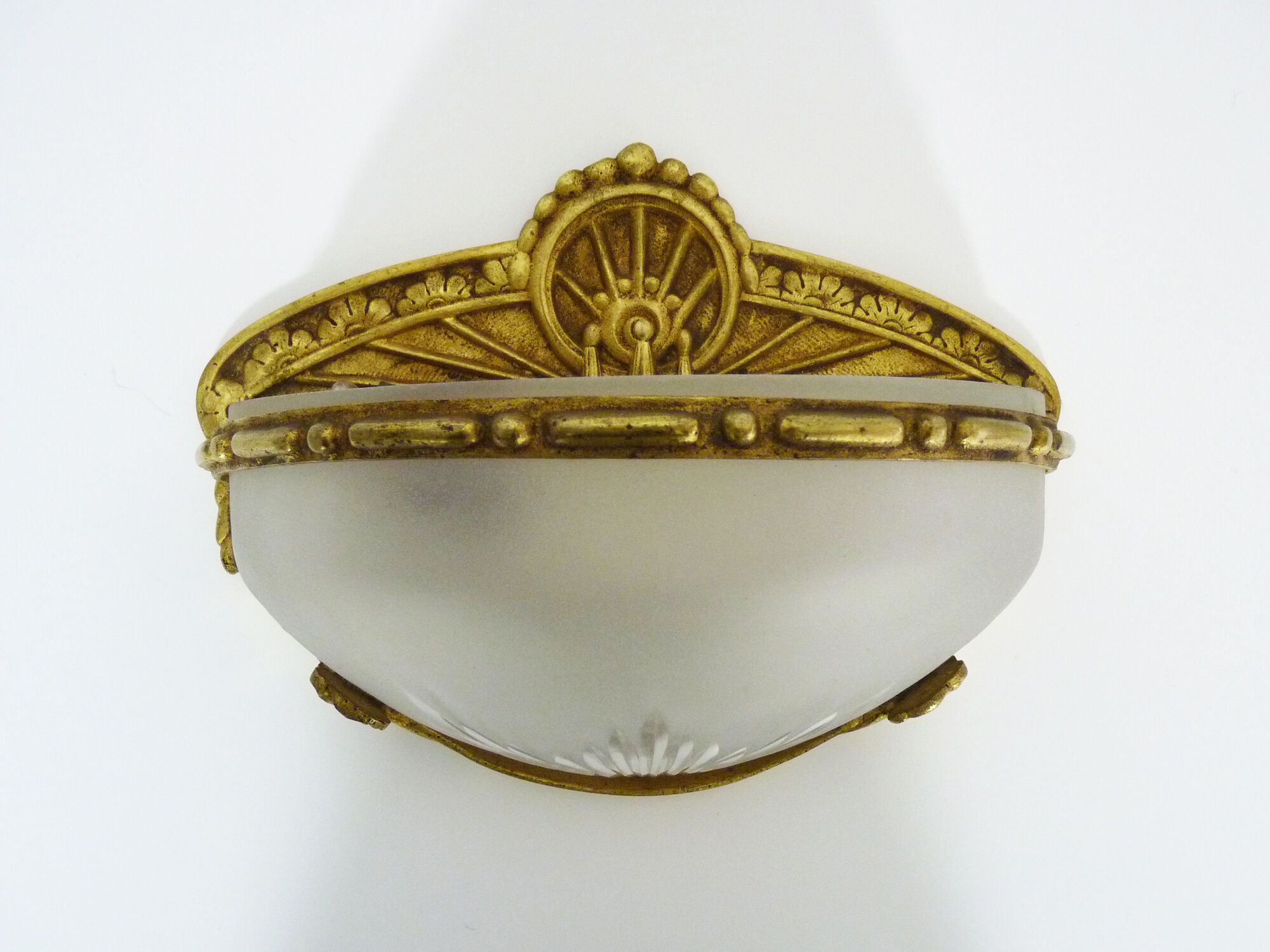 Pair of half moon Art Deco wall sconces in bronze and engraved glass 20/30