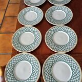 8 Villeroy and Boch basket plates