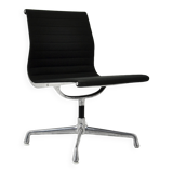 Black office chair by Charles & Ray Eames for Herman Miller, 1960s