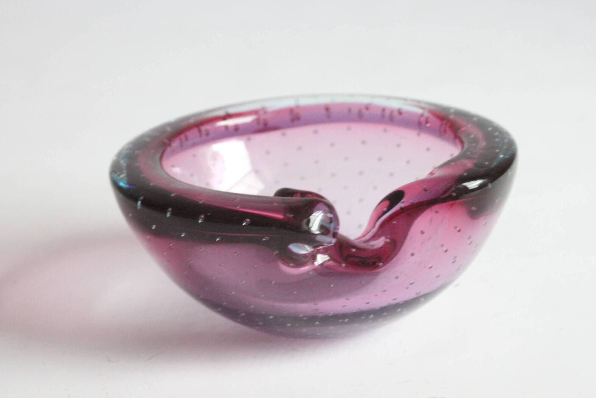 Murano glass purple bullicante trinket bowl, 1960s