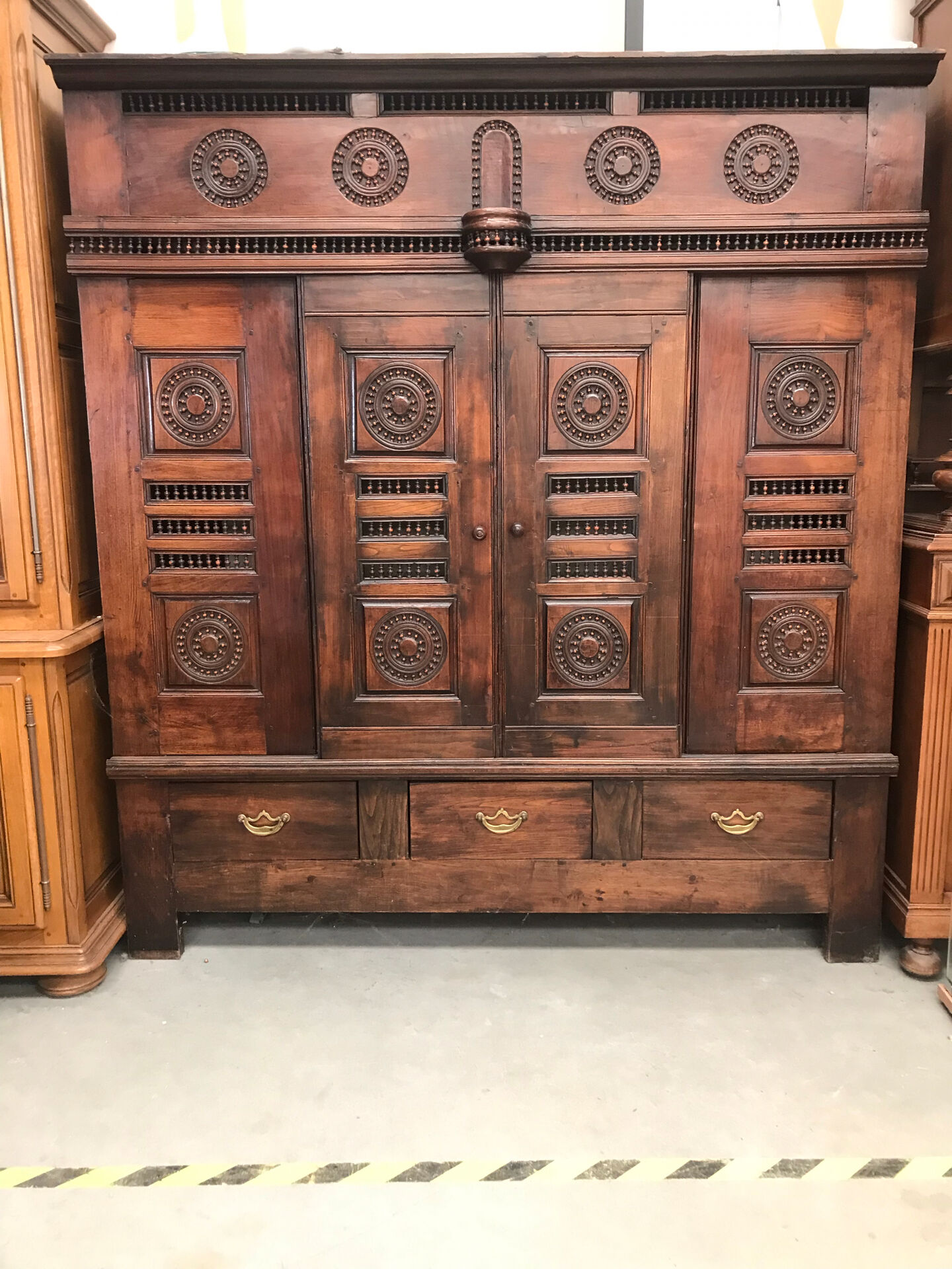 "Breton" wardrobe with sliding door