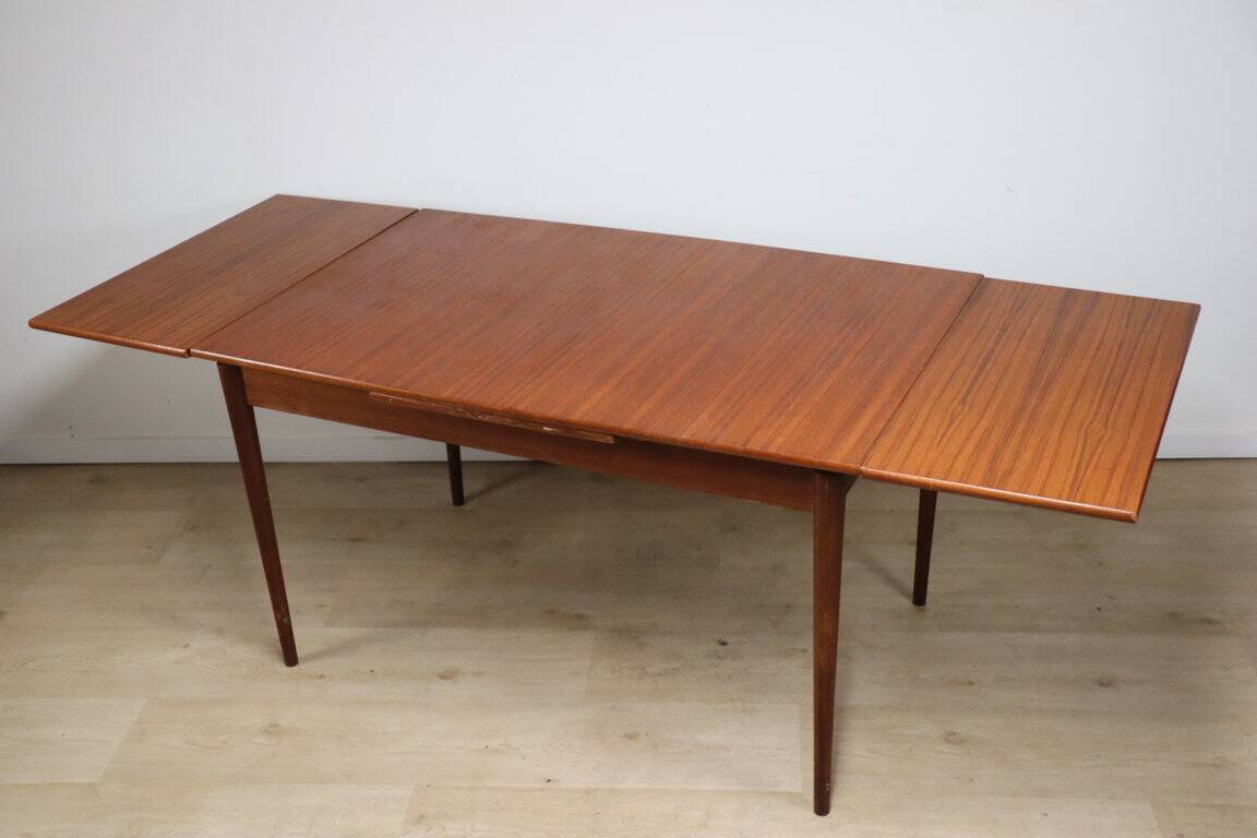 Scandinavian extendable teak dining table, 1960