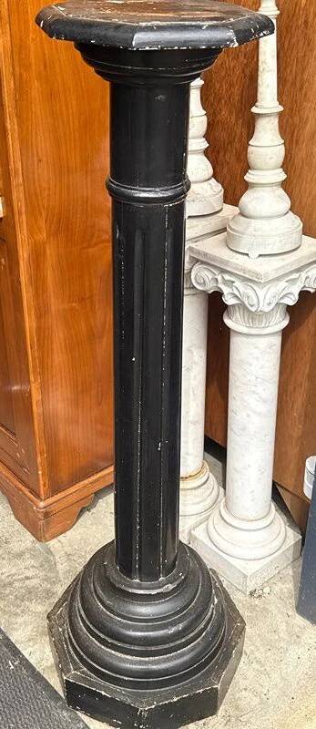 Sellette, colonne en bois noir