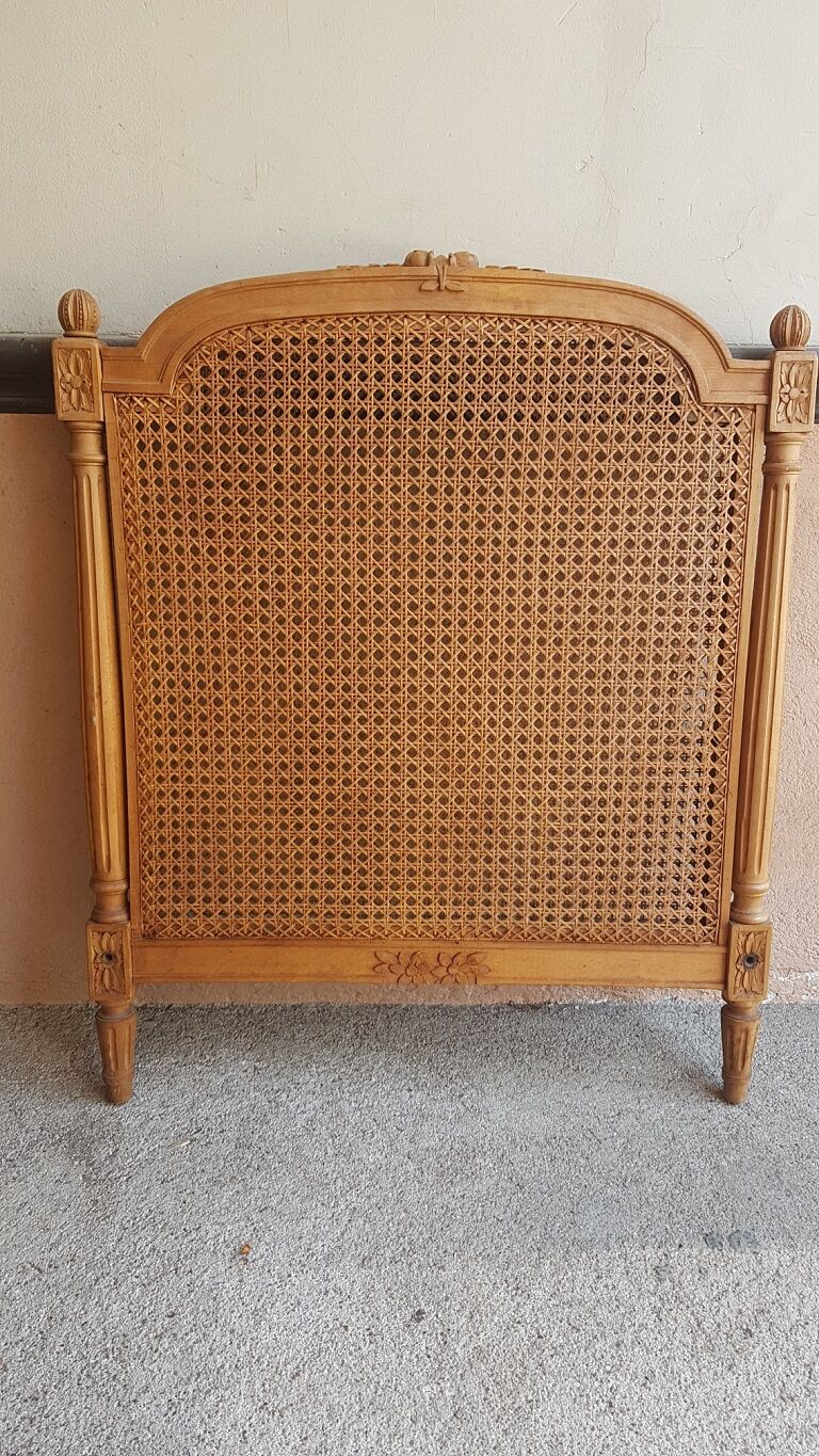 Headboard wood and cannage louis XVI style