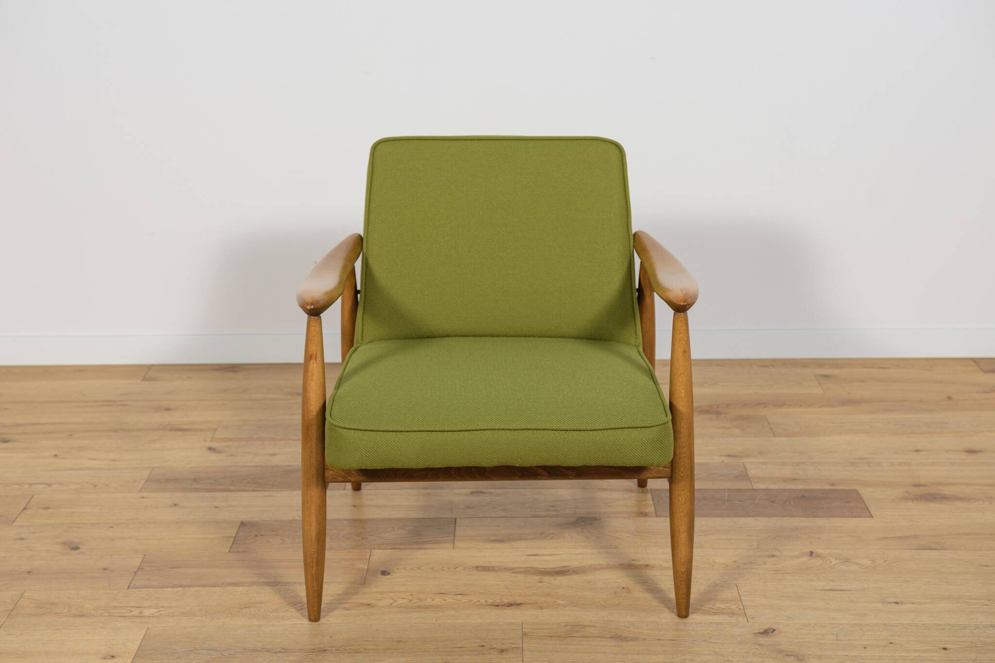 GFM-87 Armchairs by Juliusz Kedziorek for Gościcińskie Furniture, Poland, 1960s, Set of 2