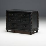 Commode à Tiroirs en Chêne Sculpté à la Main, France, 18ème Siècle