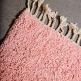 Handmade wool rug for your space, size 150 x 250 cm.