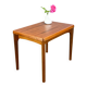 Table d'appoint par Henning Kjaernulf pour Vejle Stole- & Møbelfabrik, teck, années 1960.