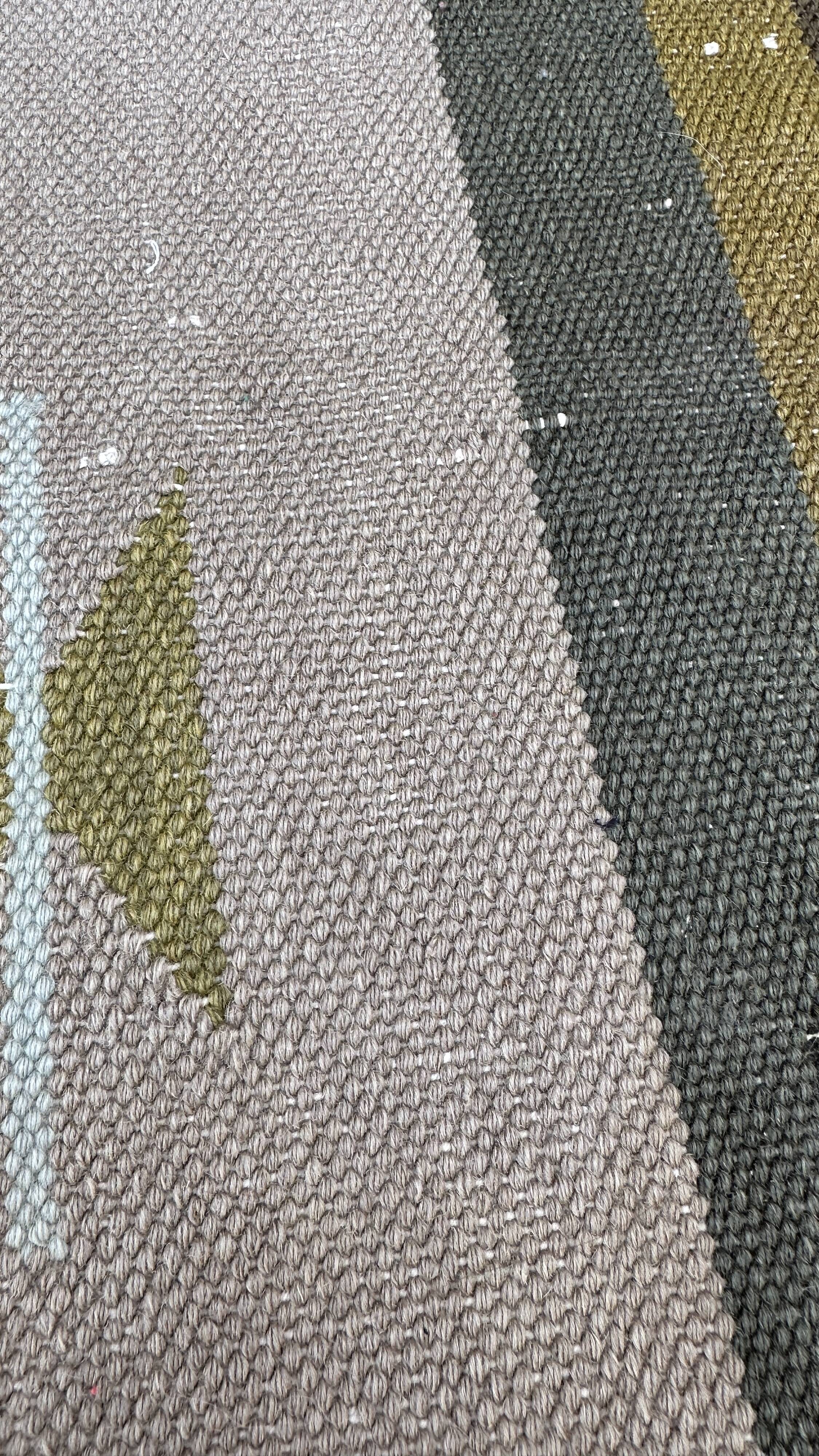 Green Moroccan carpet - 117 x 174 cm