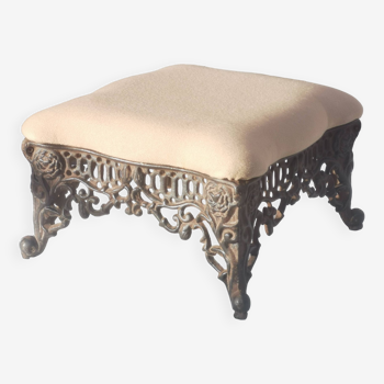 Low cast iron stool “napoleon III”