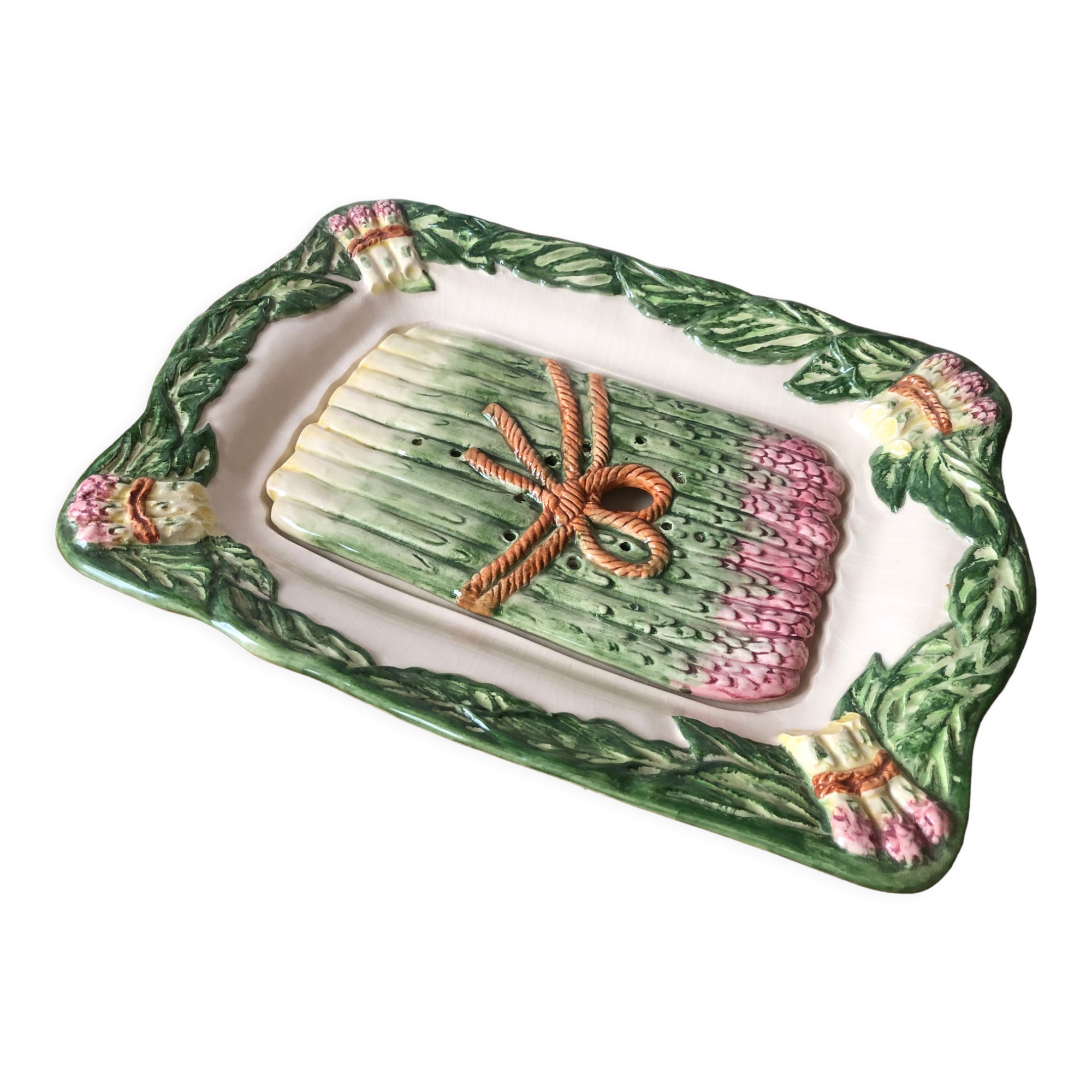 Asparagus dish with integrated drainer