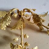 Applies three branches in gilded iron