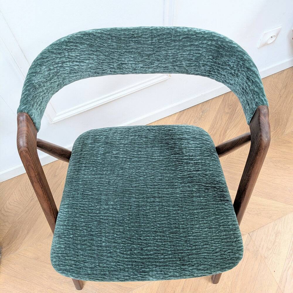 Chaise Farstrup 205 par Thomas Harlev