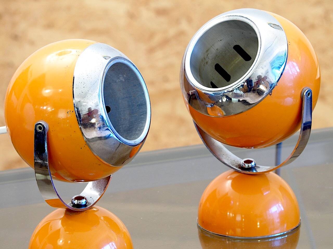 Paire de lampes eyeball orange space age