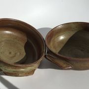 2 Handcrafted green-brown stoneware bowls signed