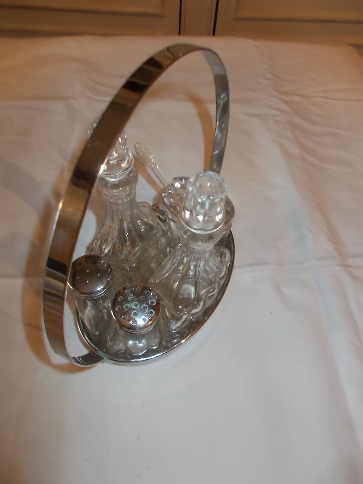 Servant oil vinegar salt-pepper-mustard