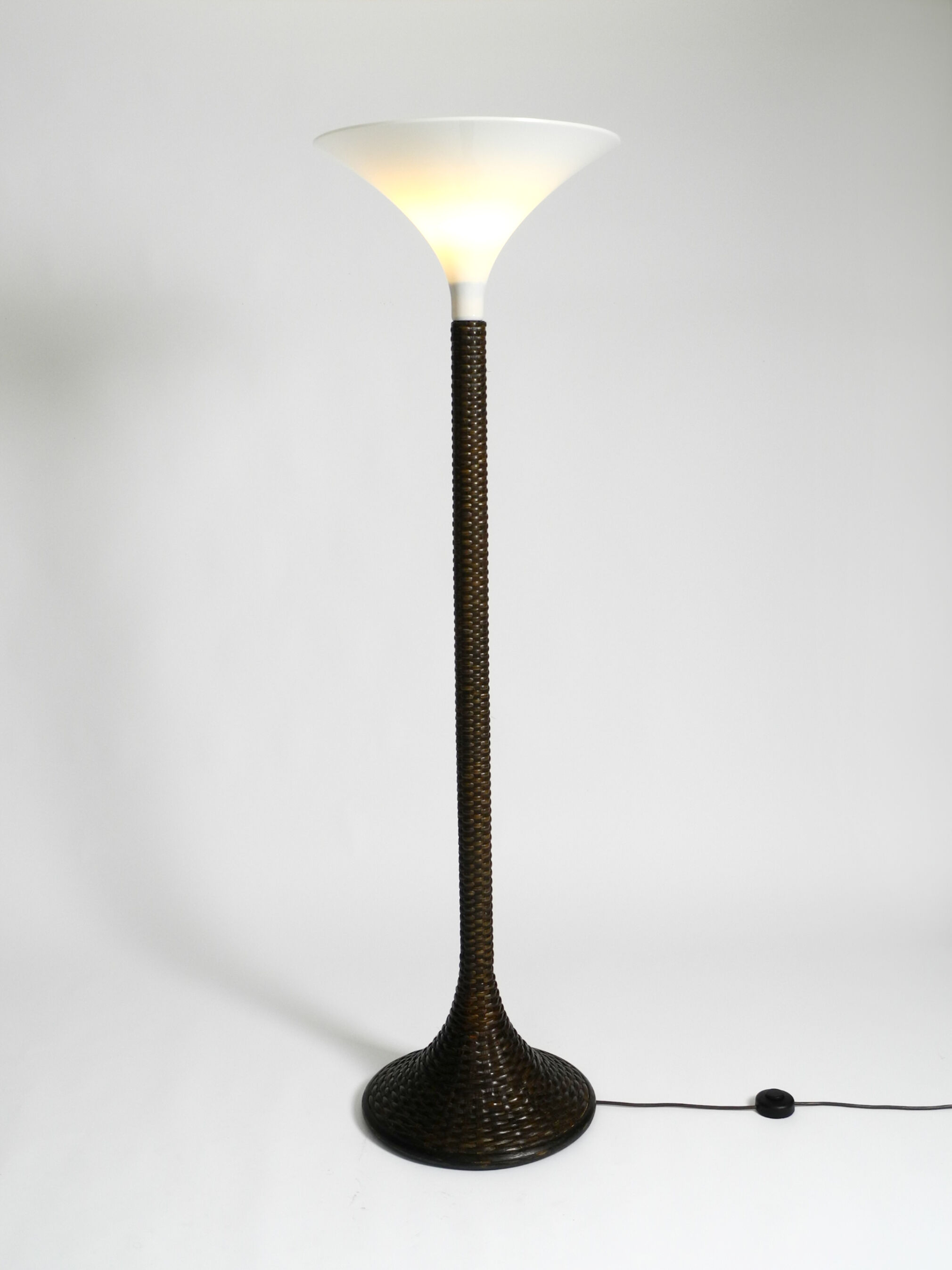 XL 70s Tulip floor lamp with a brown wicker frame and a plexiglass shade