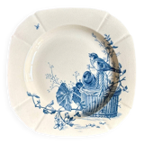 Assiette creuse Gien en terre de fer bleue, service "Oiseaux" vers 1870 n°1