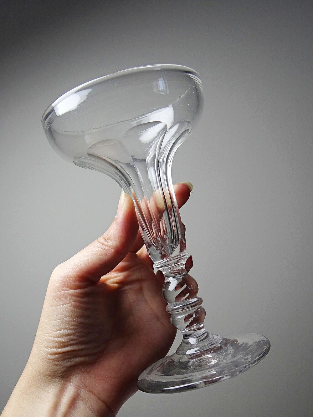 Champagne coupe, antique champenoise attributed to Baccarat, Napoleon III.