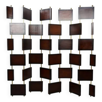 Modular screen in wood and brass