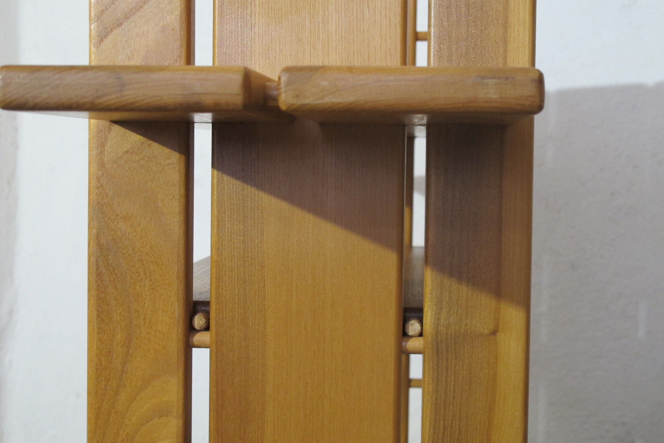 Wall shelf House Regain, massive elm of the 70s