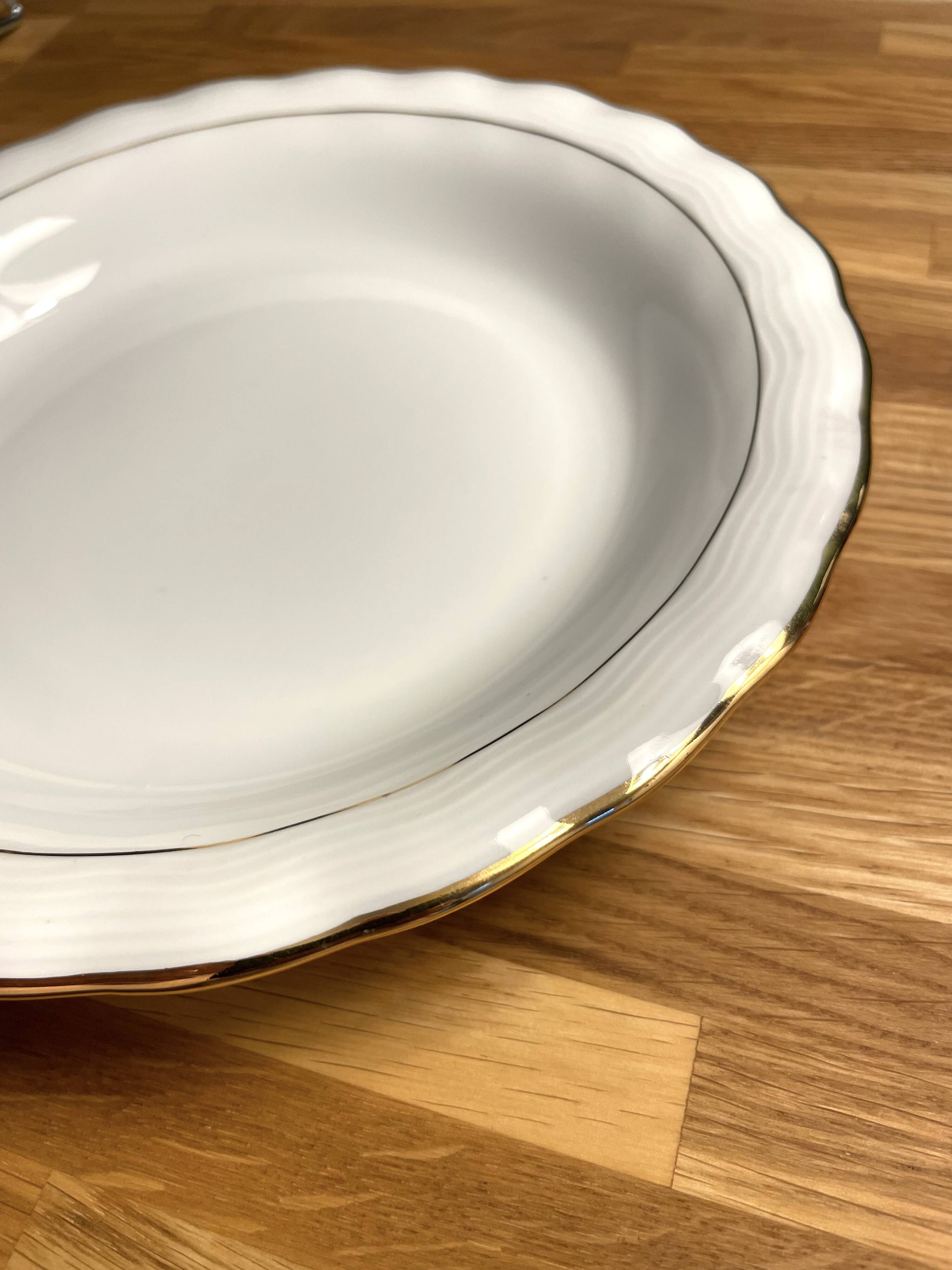 6 Limoges porcelain soup plates signed P. Dessagne in very good condition